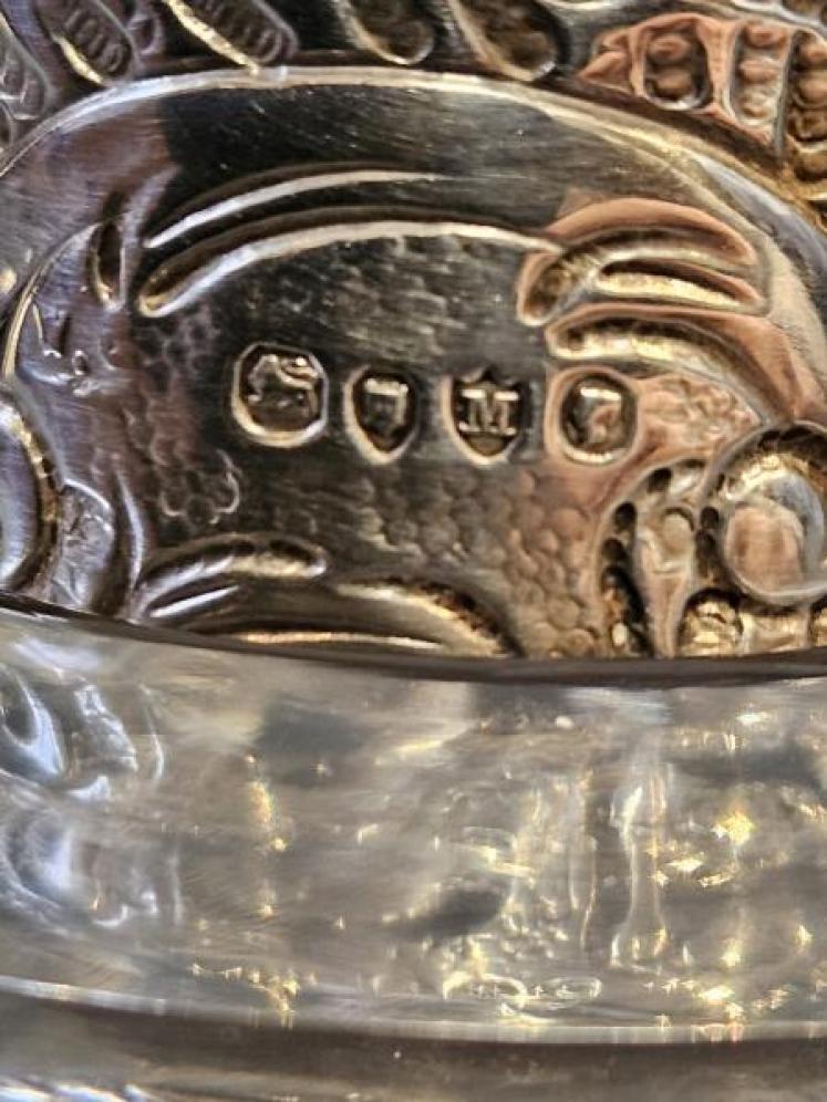 Victorian William Comyns Silver Top Scent Bottle - Image 4