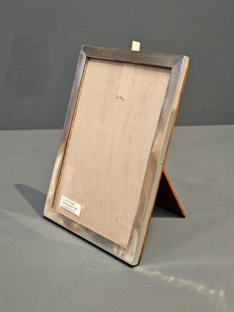 George V Silver Photo Frame - Image 2