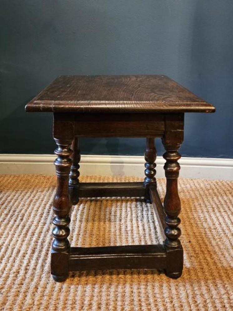 George II Oak Low Table - Image 2