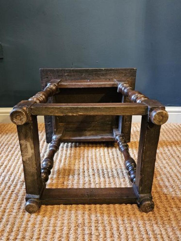 George II Oak Low Table - Image 3