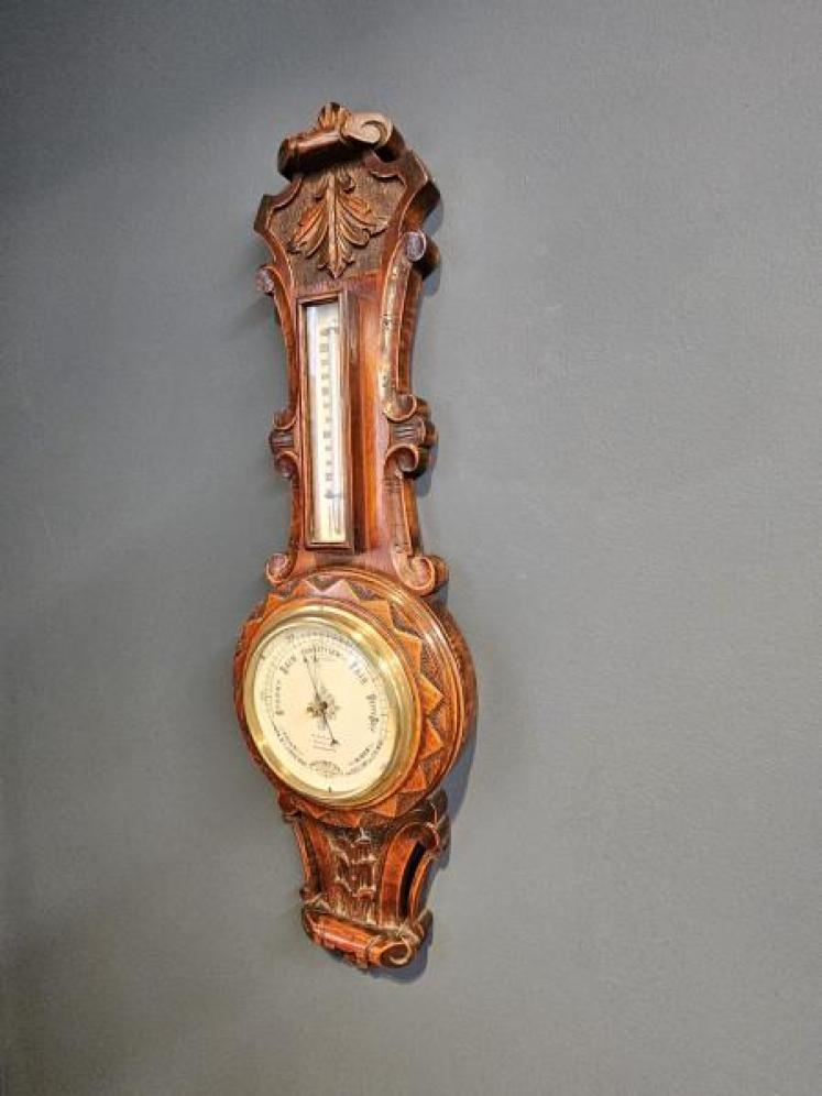Small Victorian Carved Oak Banjo Barometer - Image 2