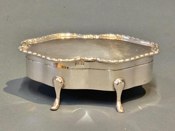 Edwardian Silver Trinket Box - Image 1