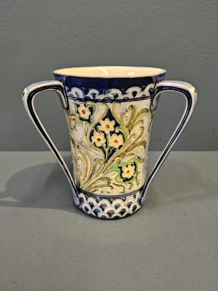 Moorcroft McIntyre Forget-Me-Not Tyg - Image 1