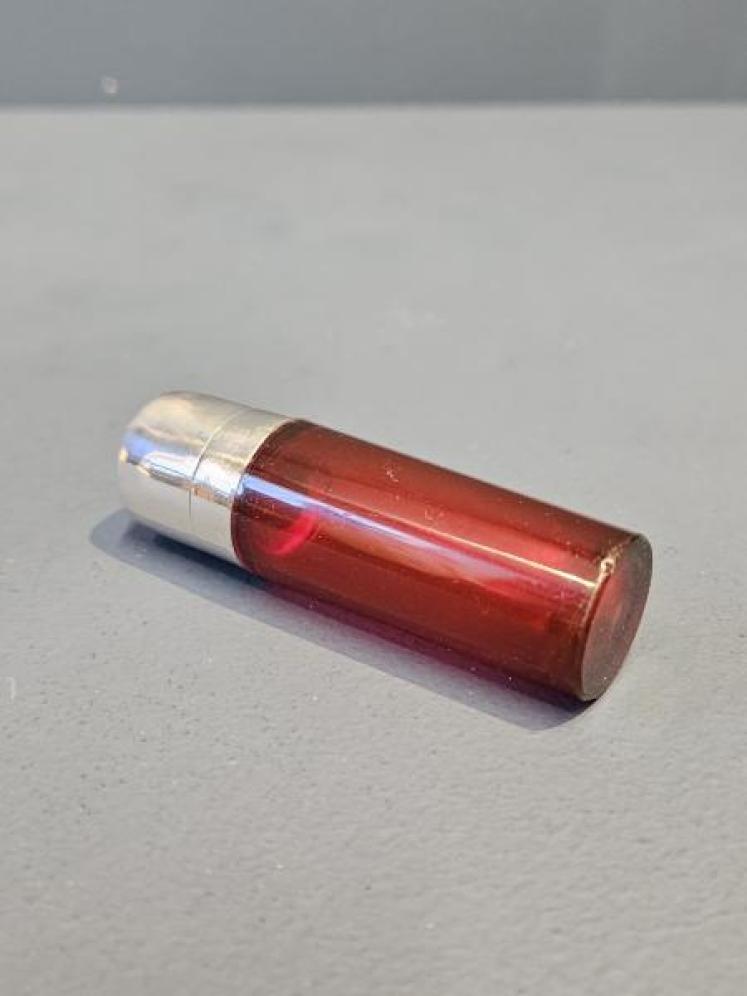 Victorian Silver Top Ruby Scent Bottle  - Image 4