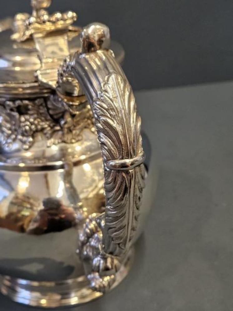 Superb George IV 27oz Glasgow Silver Wine Jug - Image 7