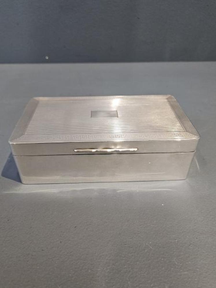 Superb Engine Turned George V Silver Box - Image 1