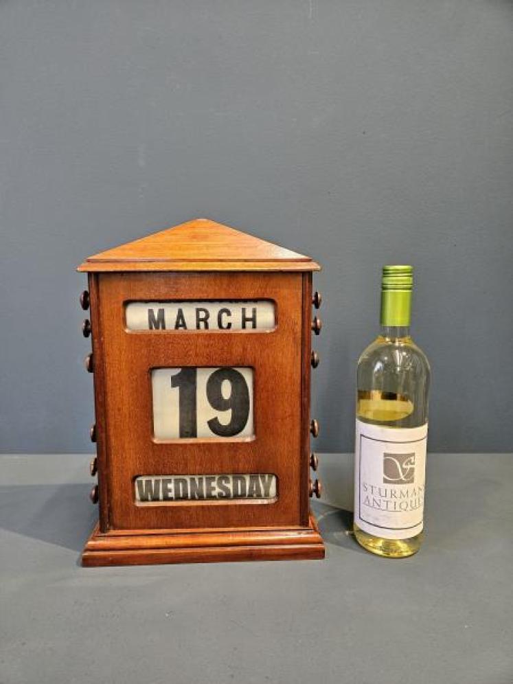 Large Edwardian Walnut Perpetual Desk Calendar  - Image 6