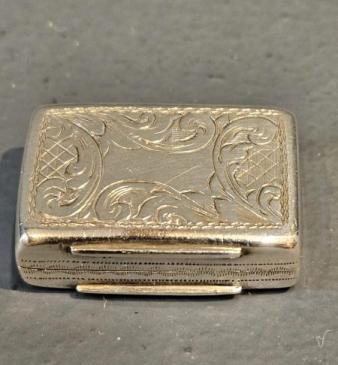 Early Victorian Silver Vinaigrette
