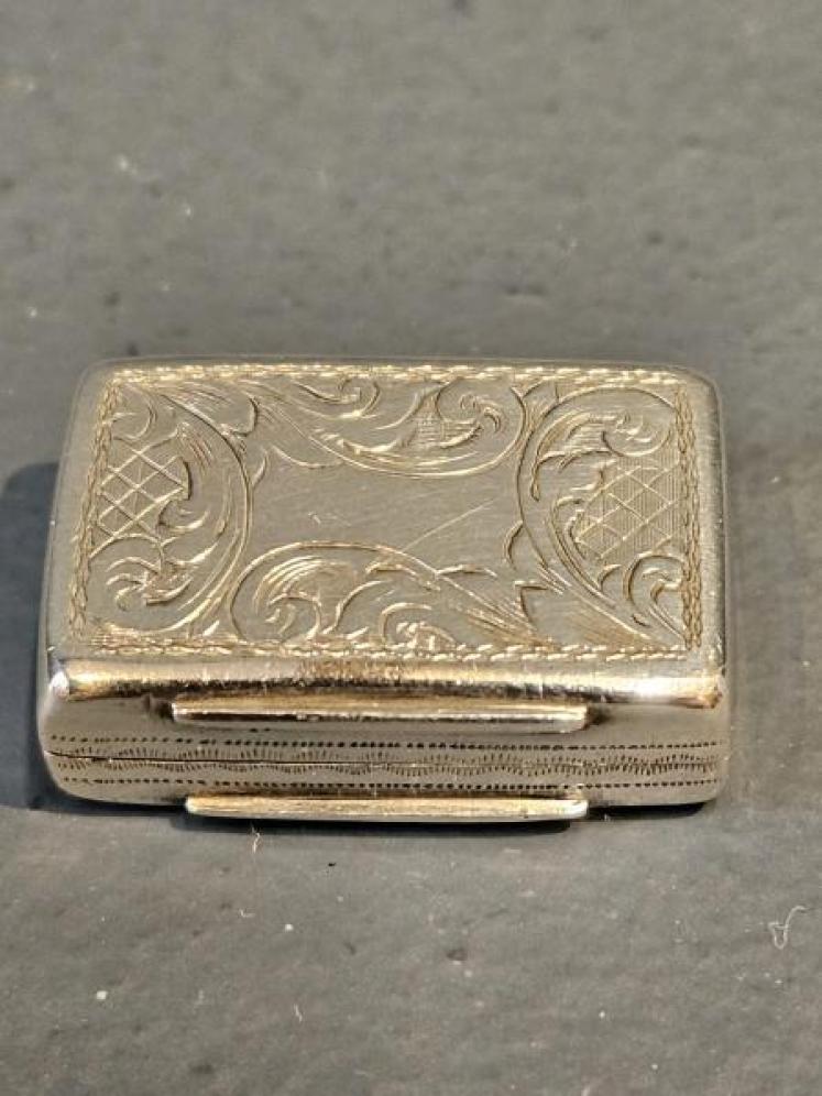 Early Victorian Silver Vinaigrette - Image 1