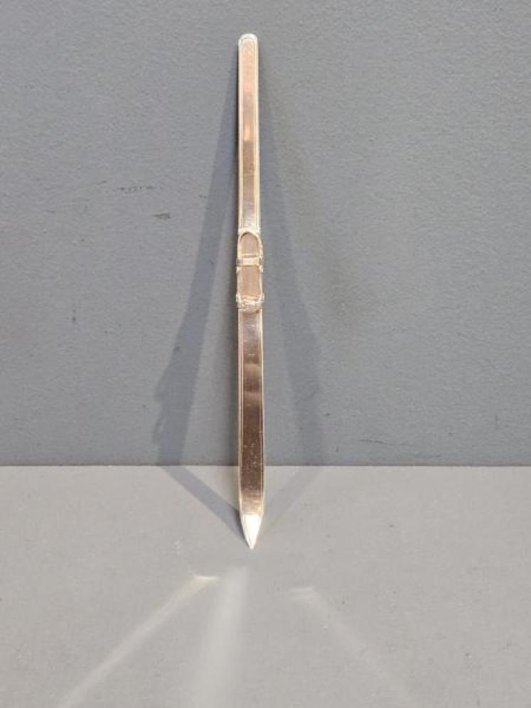 Unusual Silver Ski Paper Knife - Image 6