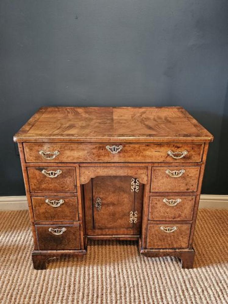 George II Walnut Kneehole Desk - Image 2