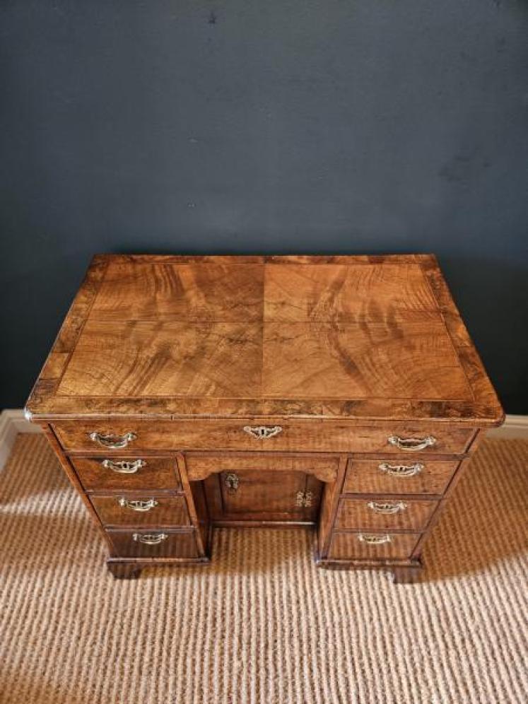George II Walnut Kneehole Desk - Image 3