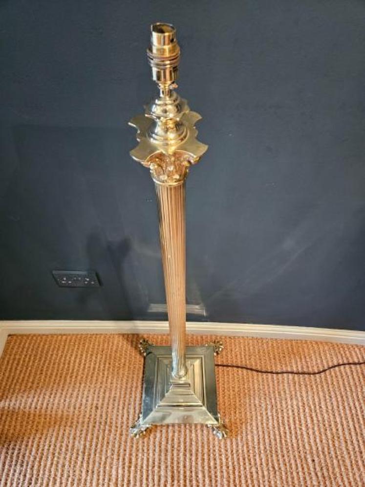 Top Quality Edwardian Brass Corinthian Column Lamp Standard - Image 6