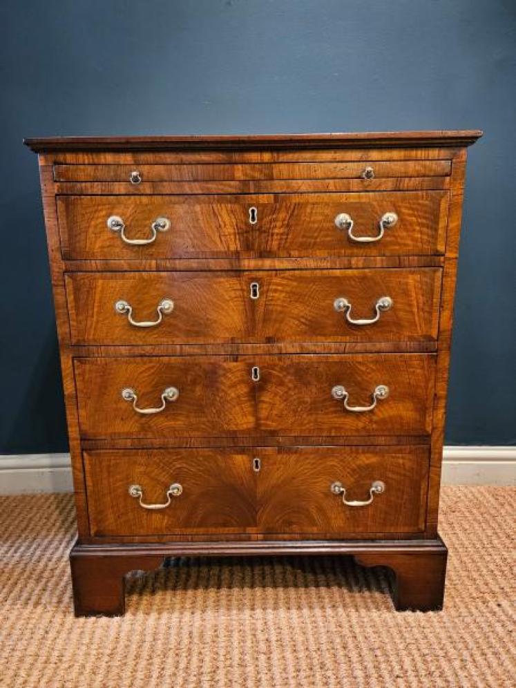 George III Walnut Chest of Drawers - Image 2