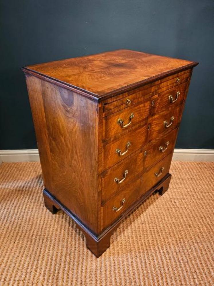 George III Walnut Chest of Drawers - Image 5
