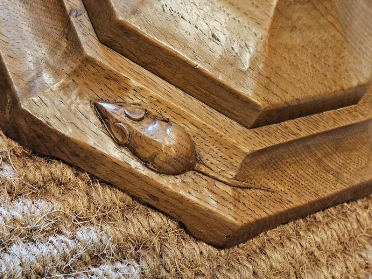 Superb Early Thompsons of Kilburn Mouseman Lamp Standard - Image 5