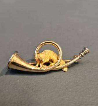 Gold Fox & Hunting Horn Brooch