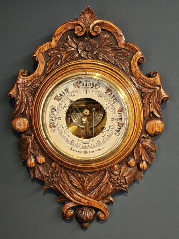 Superb Quality Victorian Carved Oak Barometer - Image 1