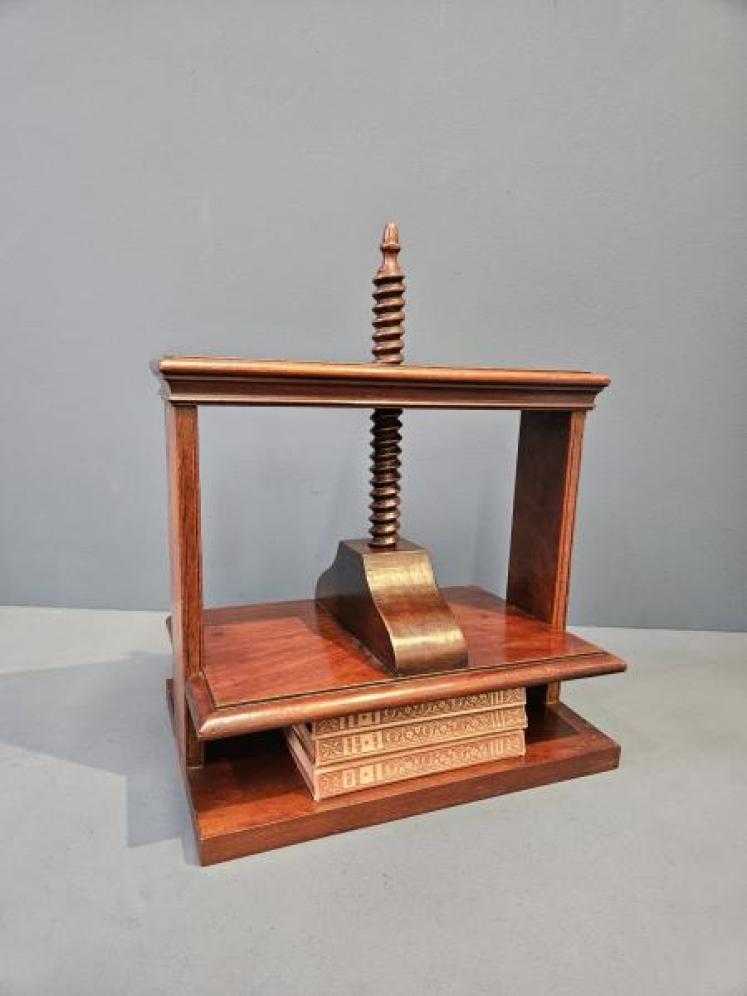 George III Mahogany Book Press - Image 1