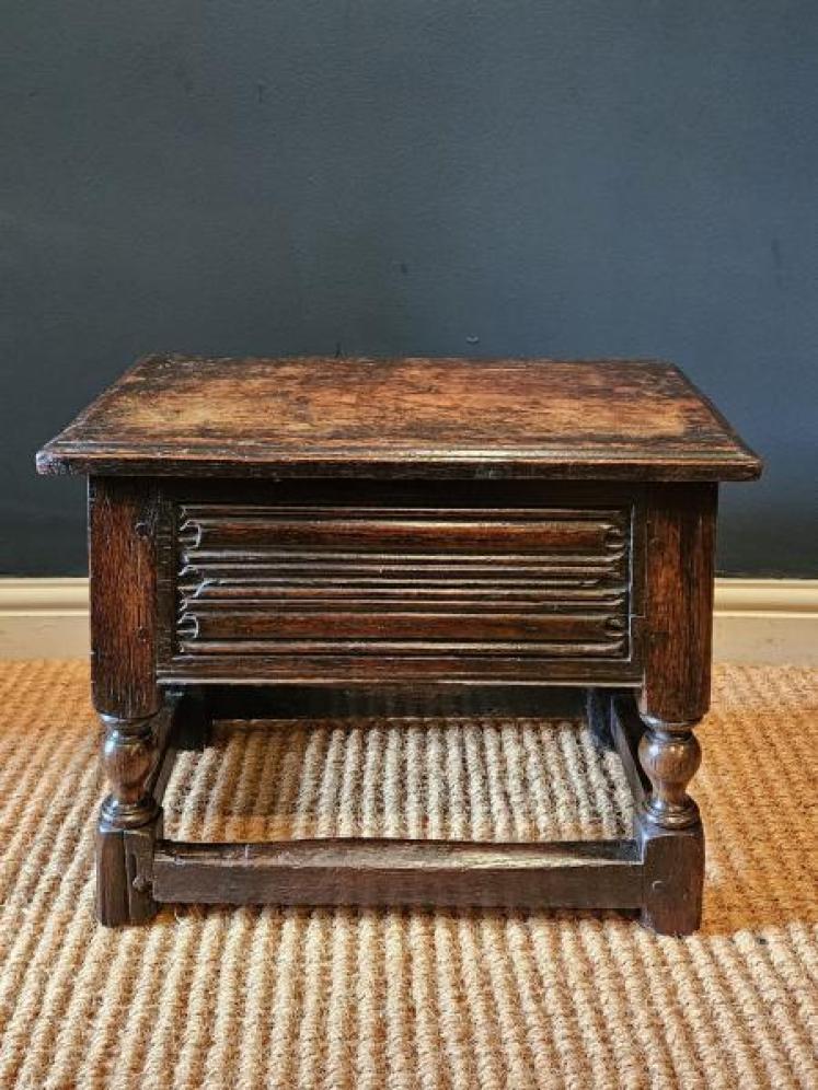Early Oak Box Stool - Image 1