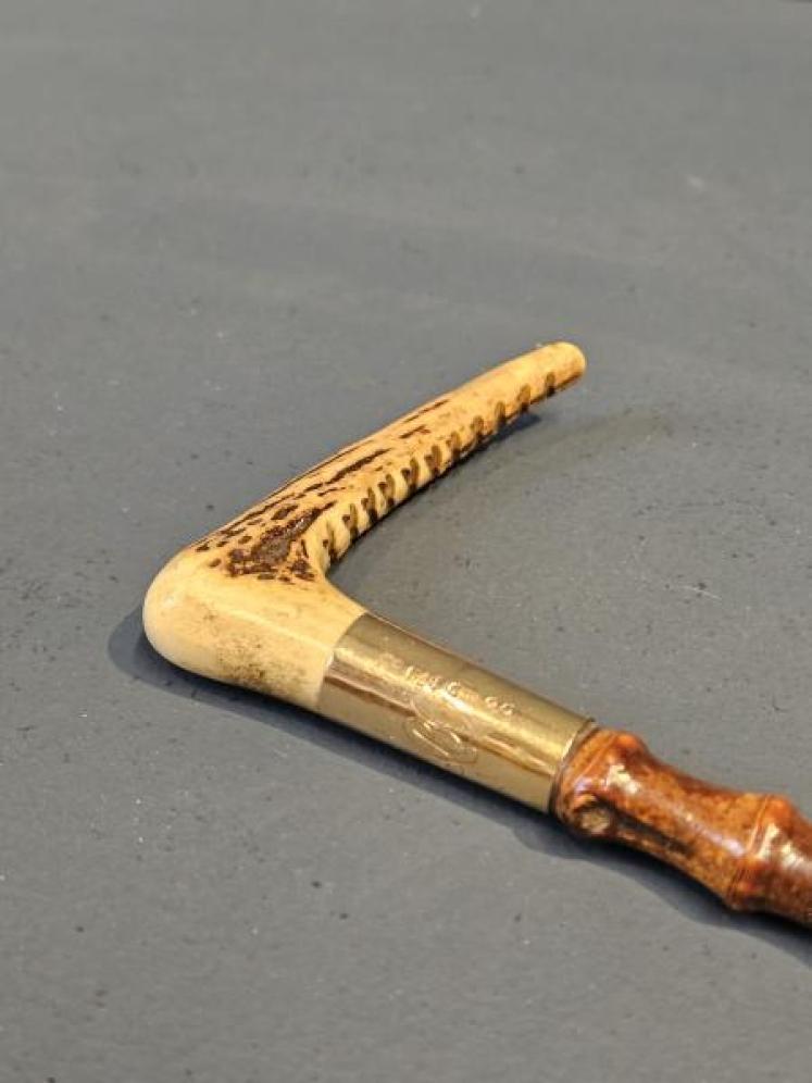 Victorian 14ct Gold Ladies Riding Whip - Image 2