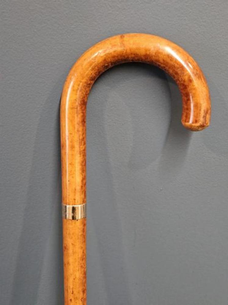9ct Gold Mounted Birds Eye Maple Walking Stick - Image 2