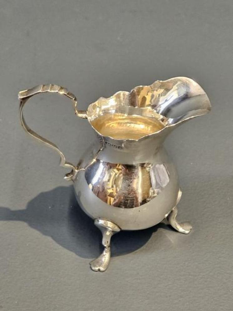 Chester Silver Cream Jug - Image 1