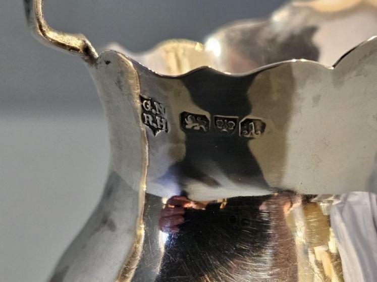 Chester Silver Cream Jug - Image 4