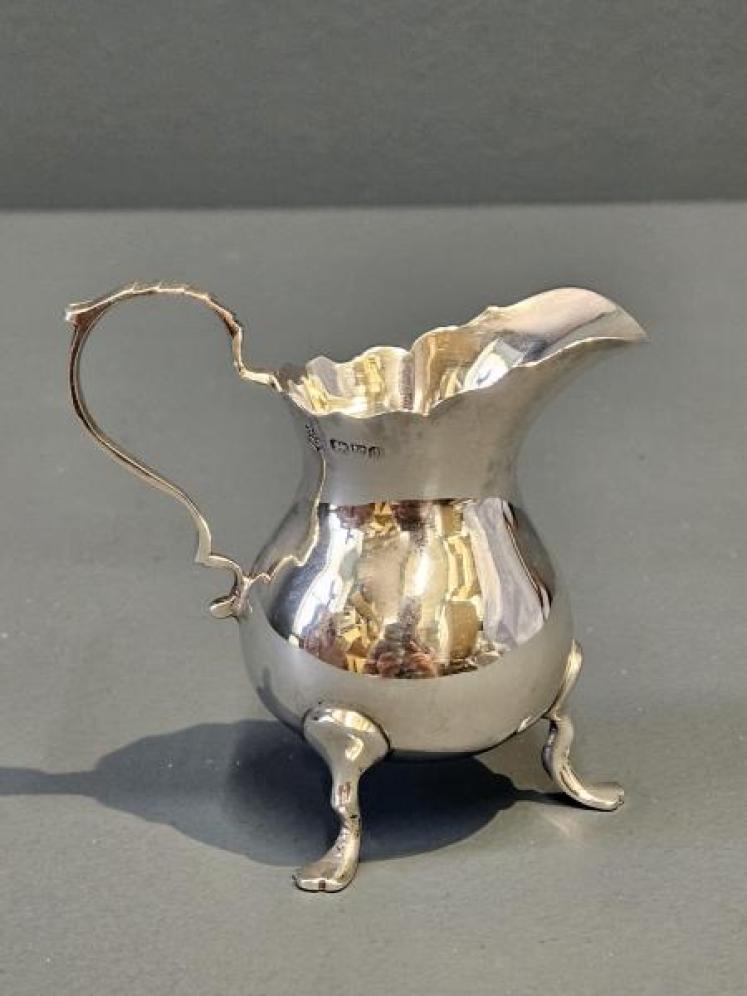 Chester Silver Cream Jug - Image 6