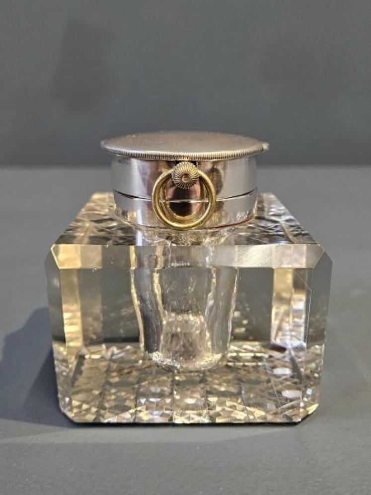 Edwardian Silver Ink Well and Pocket Watch Holder - Image 3
