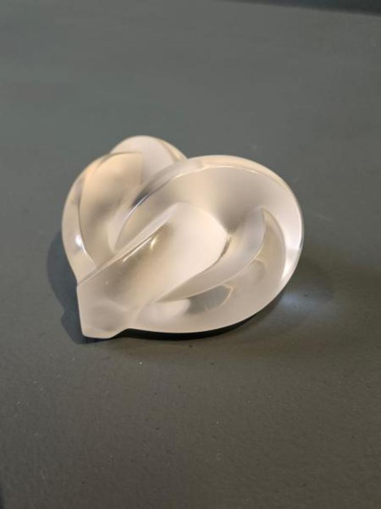 Lalique Heart Paperweight - Image 4