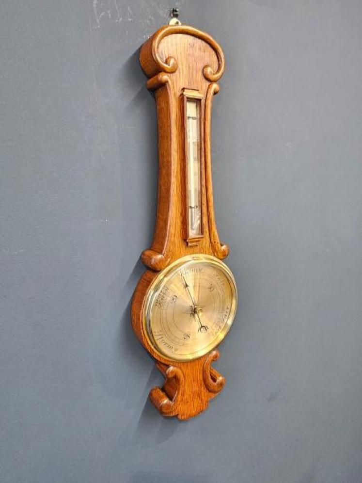 Small Victorian Oak Aneroid Banjo Barometer - Image 1