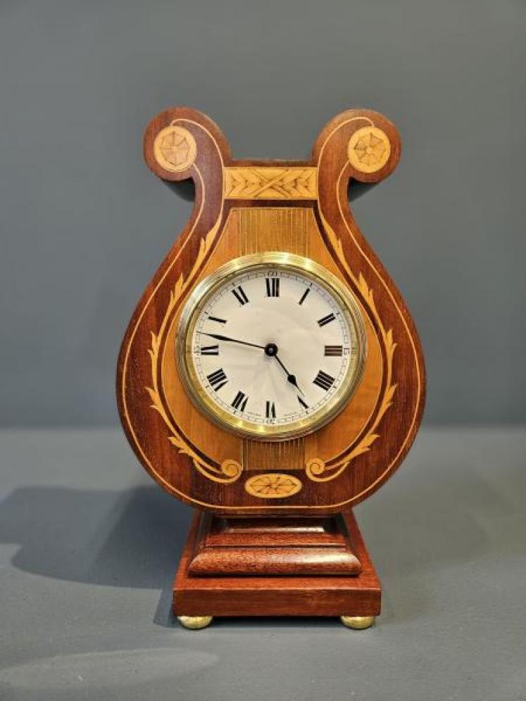 Fine Quality Swiss Inlaid Mantel Clock - Image 1