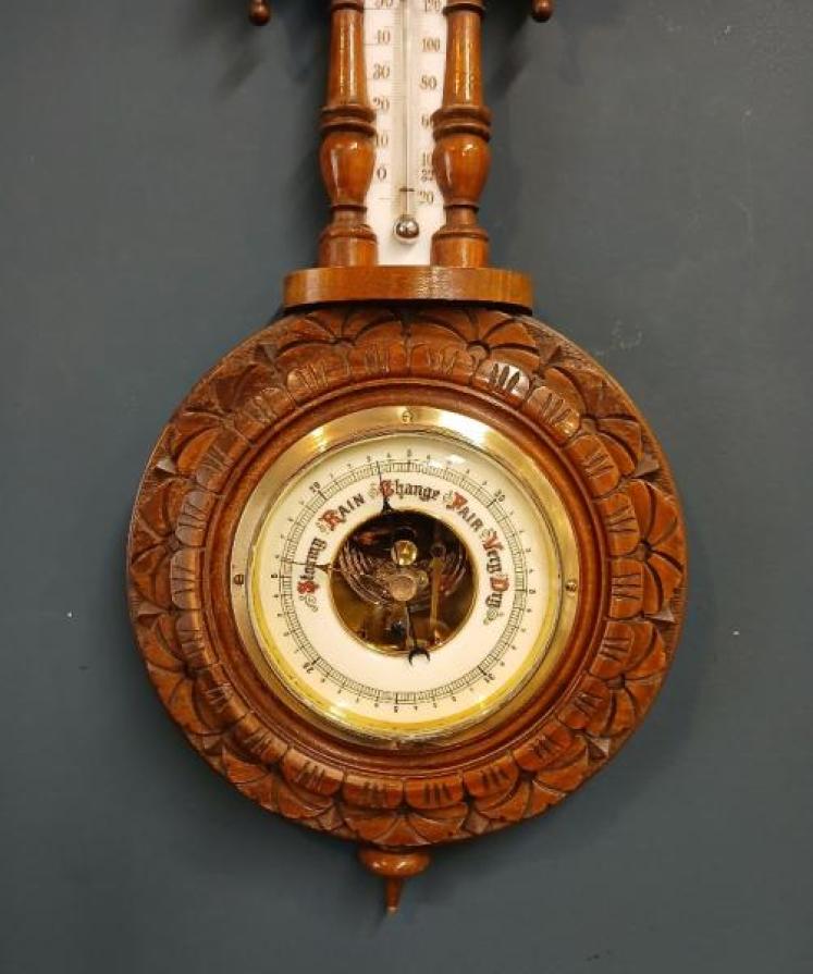 Victorian Walnut Pendant Banjo Barometer - Image 2