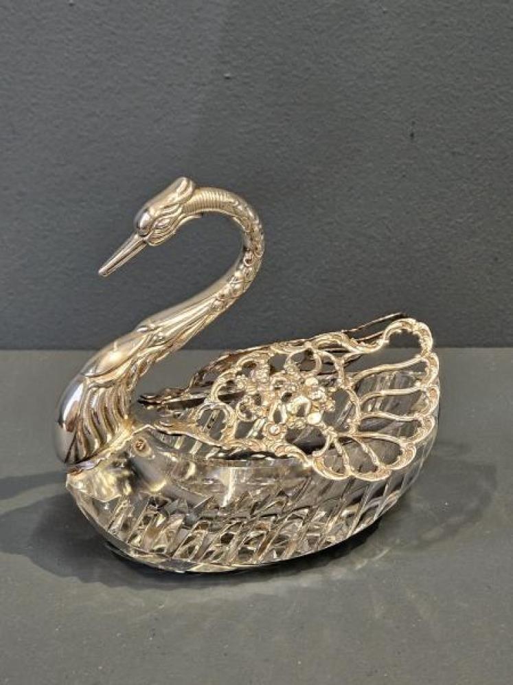 Edwardian Silver and Crystal Swan Bon Bon Dish - Image 1