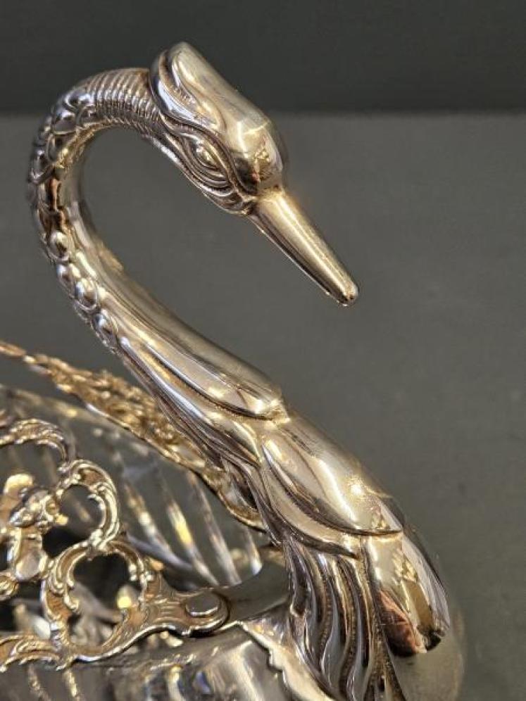 Edwardian Silver and Crystal Swan Bon Bon Dish - Image 6