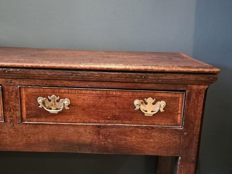 George II Three Drawer Oak Dresser  - Image 4