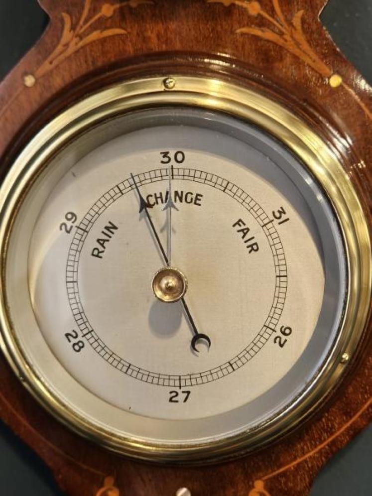 Small Edwardian Inlaid Mahogany Banjo Barometer - Image 3