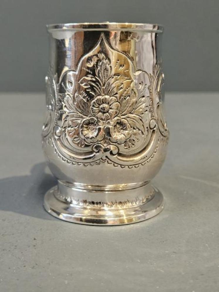 Immaculate George III Silver Mug - Image 3