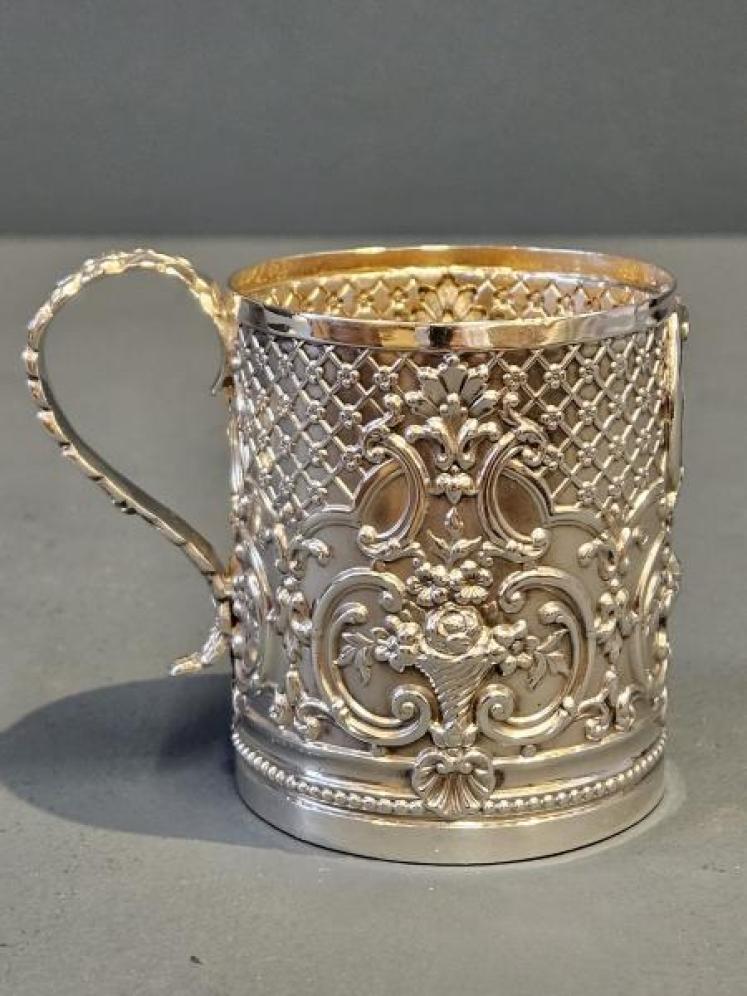 Victorian Embossed and Frosted Silver Mug - Image 6