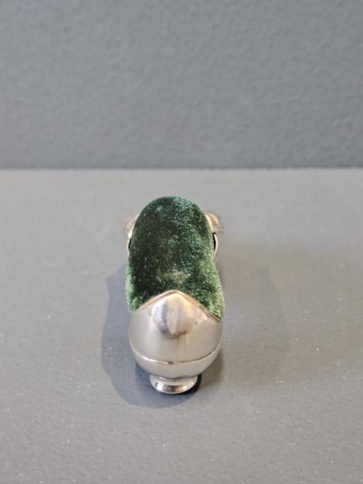 Edwardian Silver Ladies Shoe Pin Cushion - Image 6