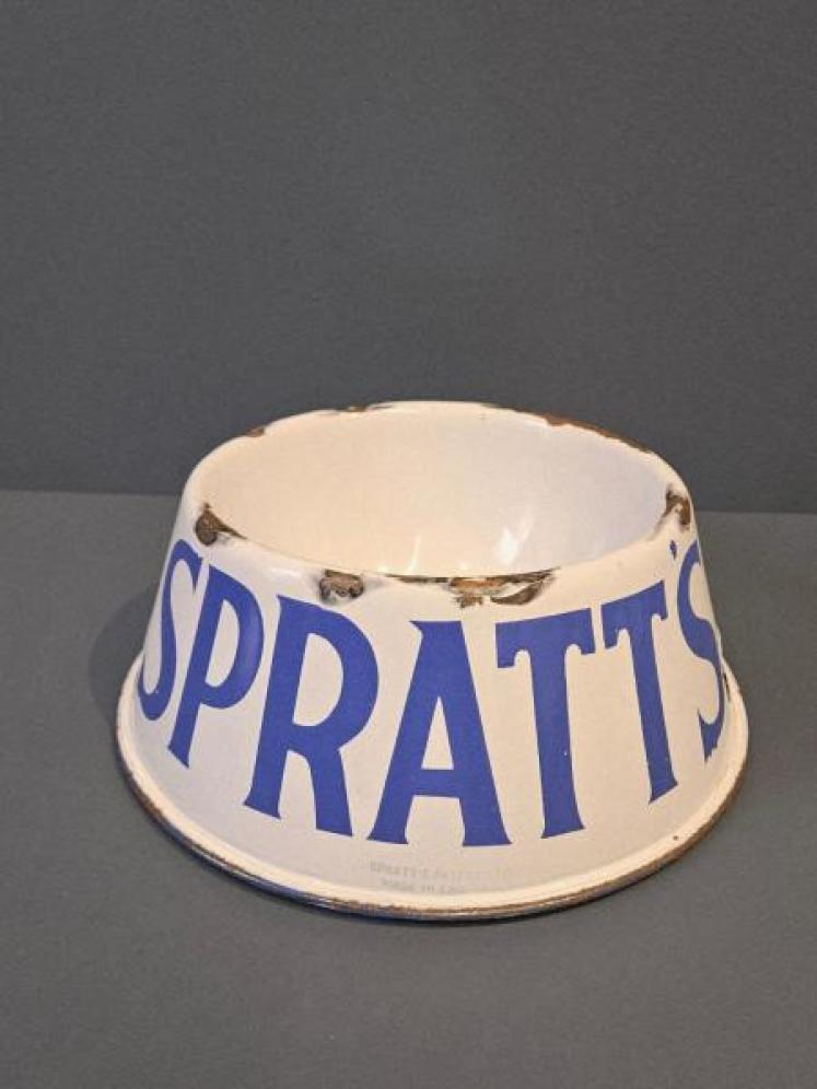Spratt's Edwardian Large Blue and White Enamel Dog Bowl - Image 1