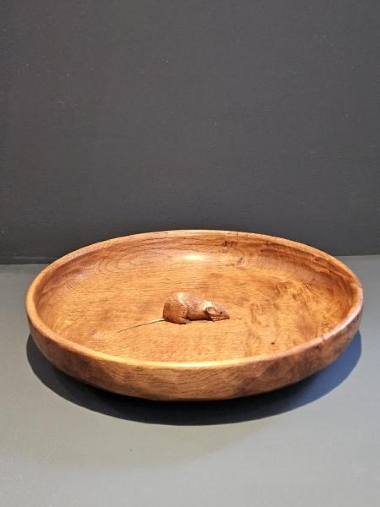 Old Thompson's of Kilburn Mouseman Figured Oak Bowl  - Image 1