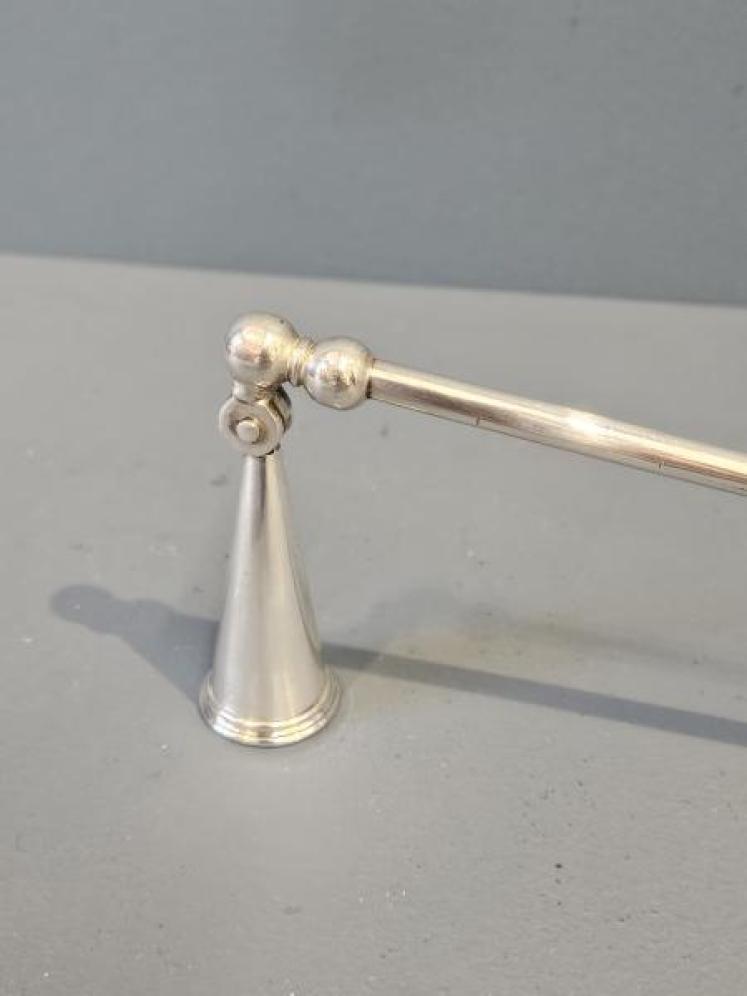 Rare Edwardian Long Handle Cast Silver Snuffer - Image 6