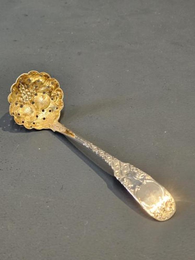 Georgian Edinburgh Silver Strainer  - Image 5