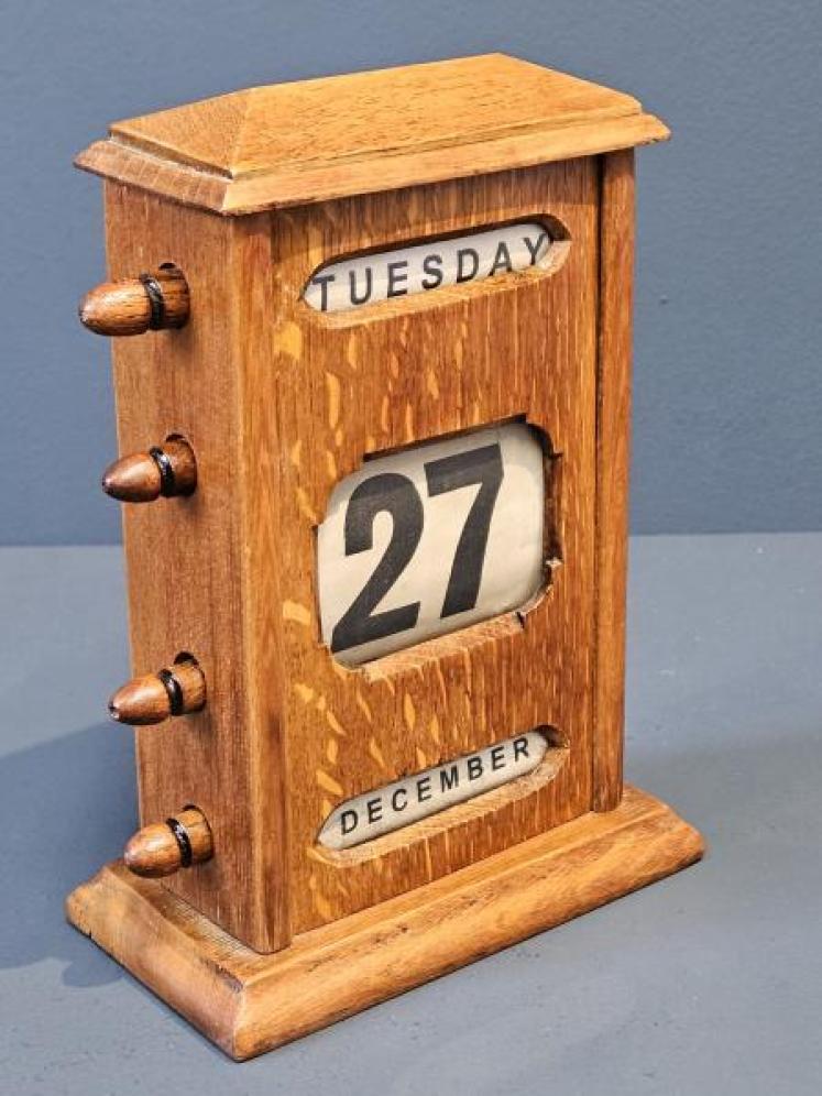 Late Victorian Oak Perpetual Desk Calendar - Image 2