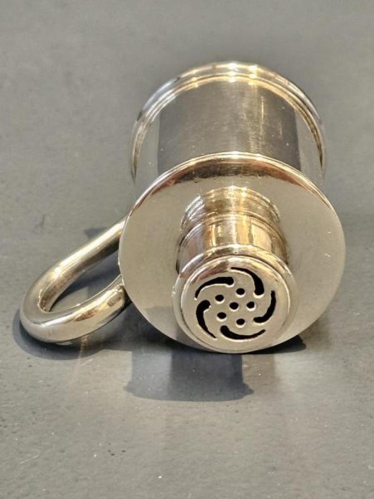 George III Silver Pounce Pot - Image 2