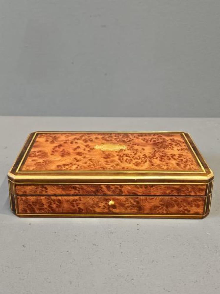 Mid Victorian Amboyna and Brass Inlaid Card Box - Image 3
