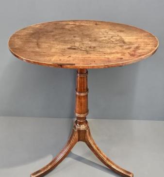 Superb George III Cherry Wood Oval Top Tripod Table