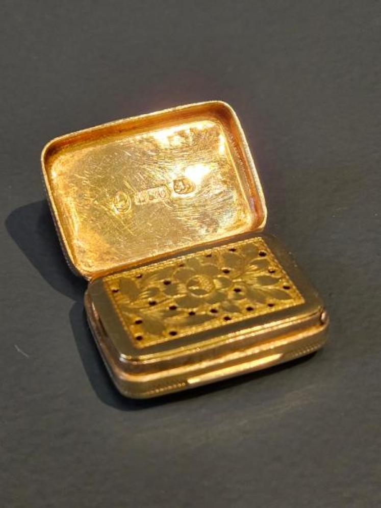 George III Silver Gilt Vinaigrette - Image 4
